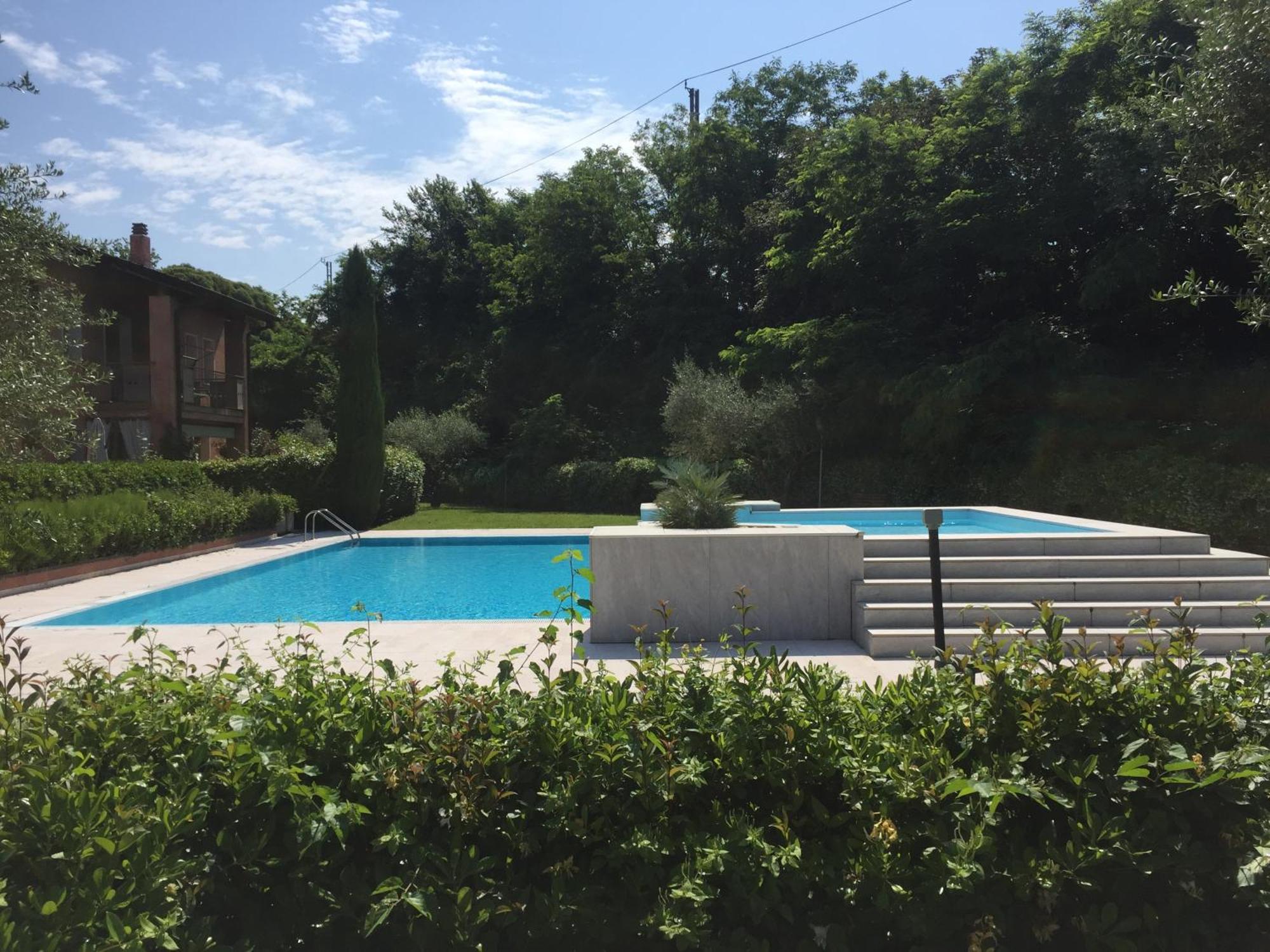 Home La Rosa Del Garda Peschiera del Garda Buitenkant foto